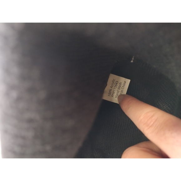 Oregon State Beavers OSU NCAA Knit Beanie Pom Hat Black Orange Fair Isle BECU - Picture 3 of 3